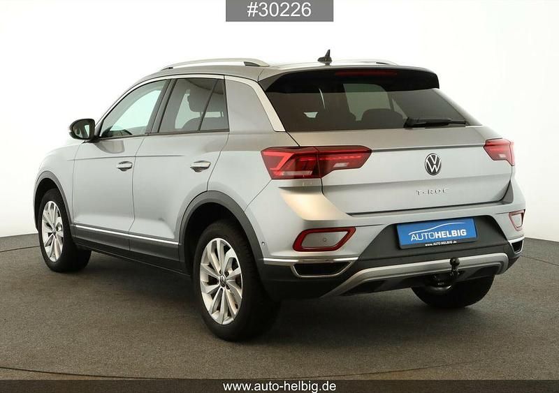 Gebraucht VW T-Roc Style 150 PS (110 kW) 2024 Silber SUV