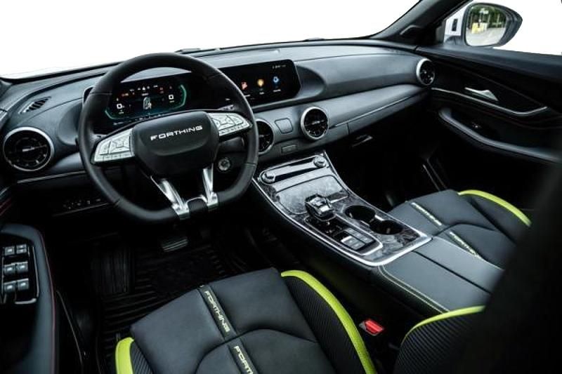 Neu Forthing Friday EV 150 kW (204 PS) 2025 SUV