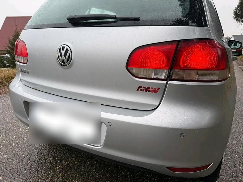 Gebraucht VW Golf VI 105 PS (77 kW) 2010 Silber Kleinwagen