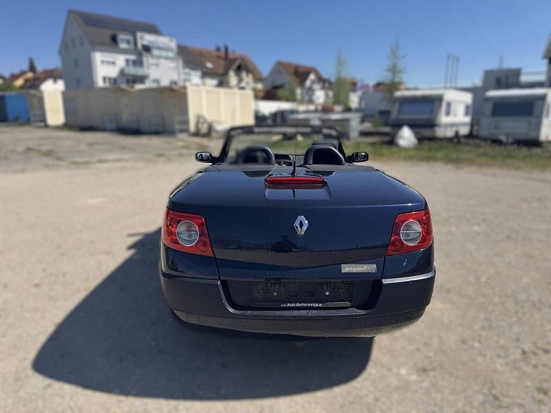 Gebraucht Renault Mégane Cabriolet Dynamique 135 PS (99 kW) 2007 Schwarz Cabrio