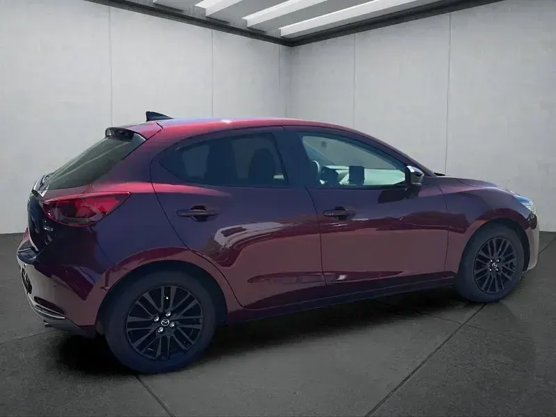 Gebraucht Mazda 2 90 PS (66 kW) 2022 Rot Kleinwagen