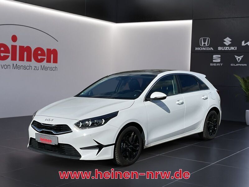 Andere Gebraucht 2024 Kia Ceed Platinum Limousine | 26.980 € (Fairer Preis) - Bild 1/4