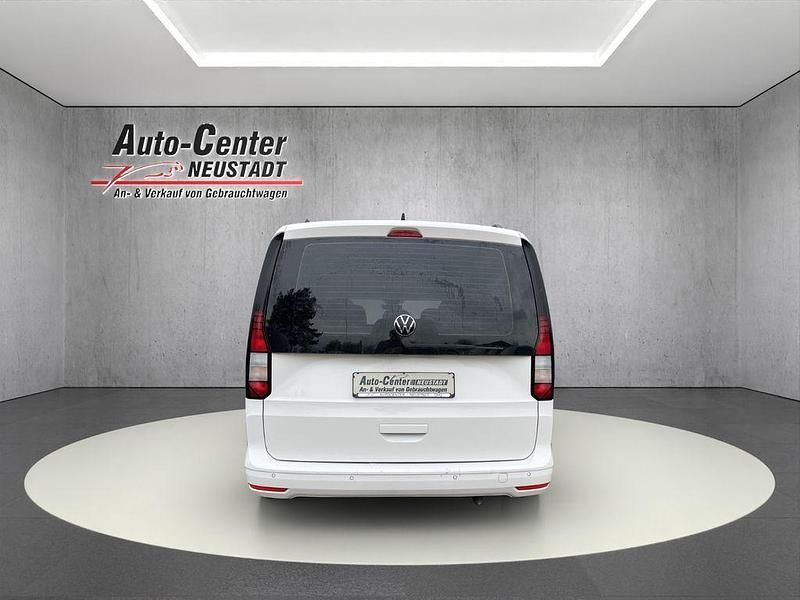 Gebraucht VW Caddy Maxi Life 122 PS (89 kW) 2021 Candyweiss Van / Kleinbus