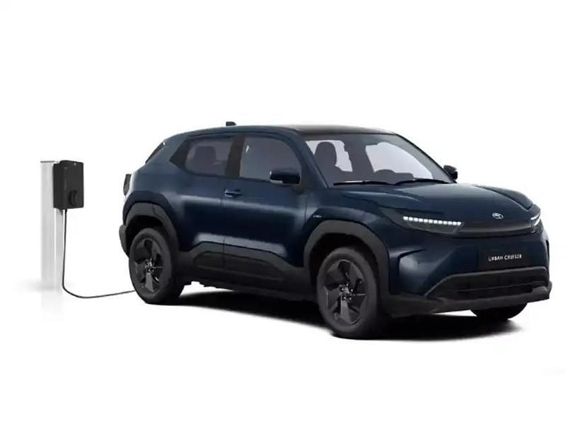 Celestial blue (blau) Neu 2025 Toyota Urban Cruiser SUV | 40.990 € - Bild 1/2