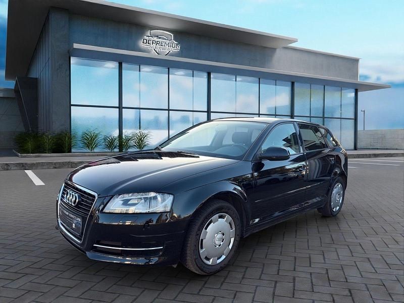 Gebraucht Audi A3 Attraction 105 PS (77 kW) 2013 Schwarz Kombi