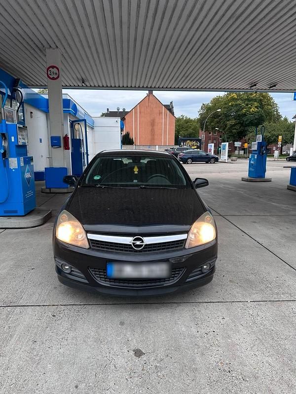 Schwarz Gebraucht 2008 Opel Astra GTC Coupé | 1.699 € (Guter Preis) - Bild 1/4