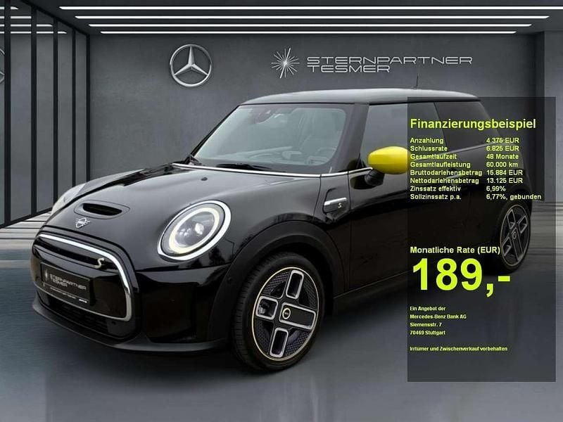 Schwarz Gebraucht 2022 Mini Cooper Classic Kleinwagen | 17.500 € (Guter Preis) - Bild 1/4