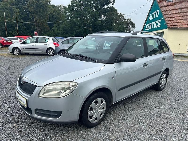 Gebraucht Skoda Fabia 69 PS (50 kW) 2009 Silber Kleinwagen