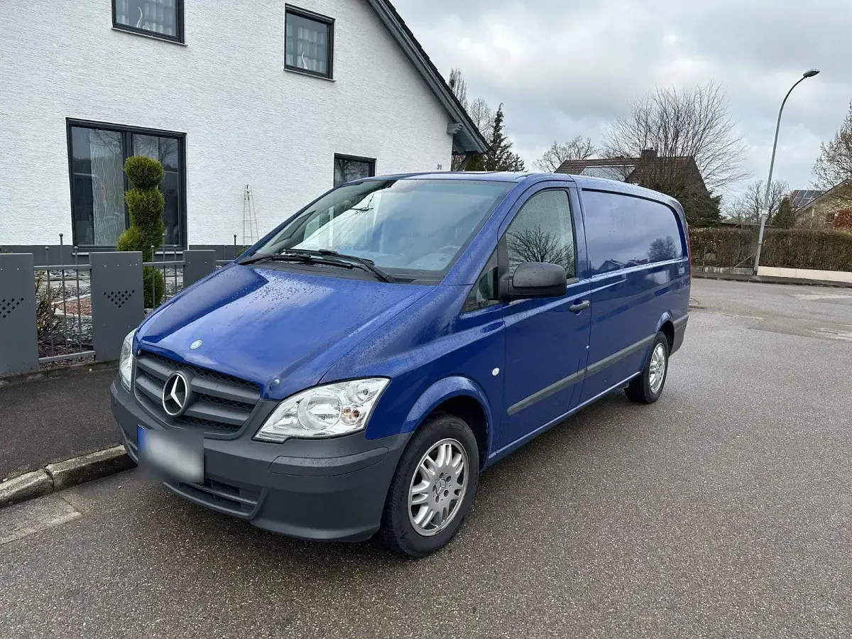 Używany Mercedes Vito 163 KM (119 kW) 2014 Niebieski Van