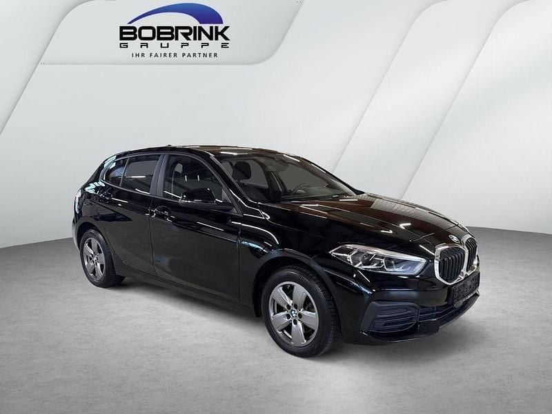 Gebraucht BMW 118 Advantage 136 PS (100 kW) 2023 Schwarz Kleinwagen