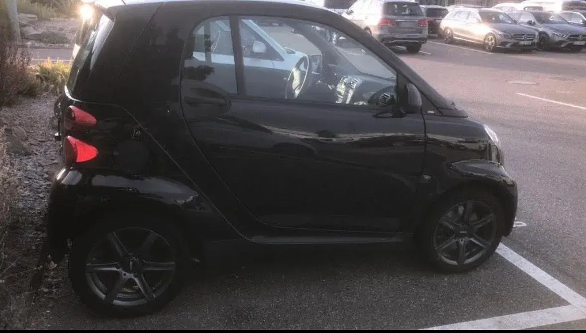 Gebraucht Smart ForTwo Coupé 71 PS (52 kW) 2010 Schwarz Coupé