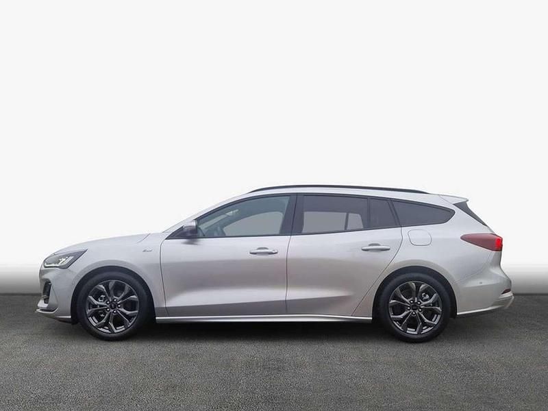 Gebraucht Ford Focus ST-Line X 116 PS (85 kW) 2025 Silber Kombi