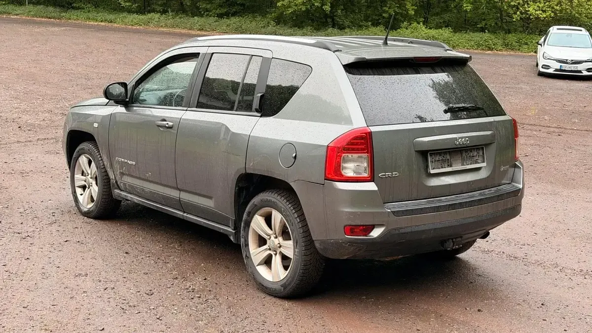 Gebraucht Jeep Compass 163 PS (119 kW) 2012 SUV