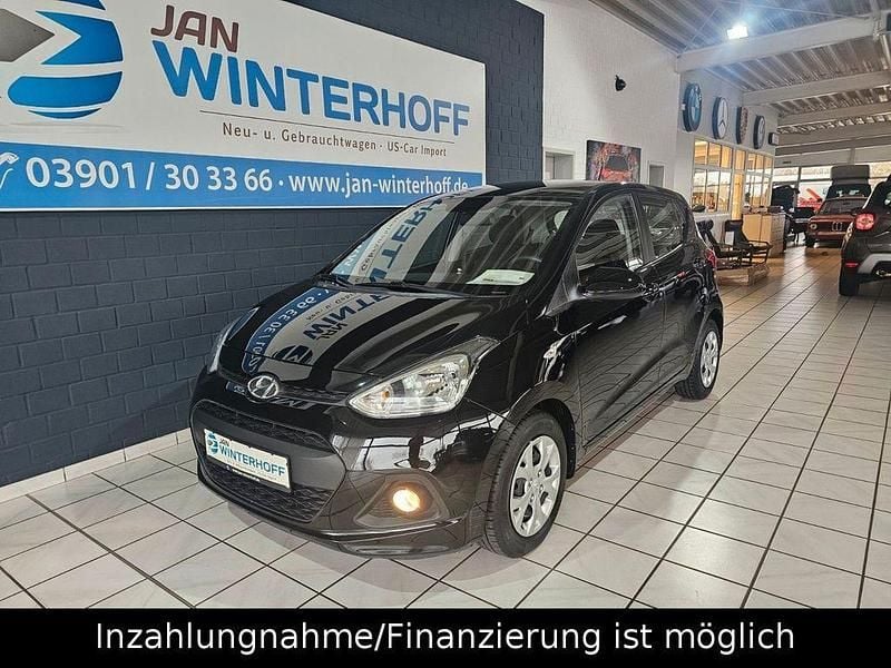 Schwarz Gebraucht 2016 Hyundai i10 Style Kleinwagen | 9.999 € (Fairer Preis) - Bild 1/4