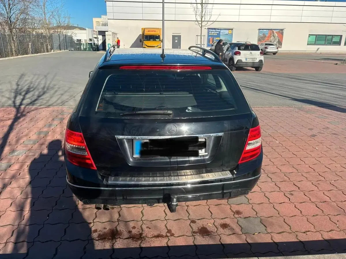 Gebraucht Mercedes C180 2011 Schwarz Kombi