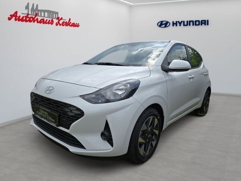 Atlas white Gebraucht 2024 Hyundai i10 Trend Kleinwagen | 15.590 € (Fairer Preis) - Bild 1/4