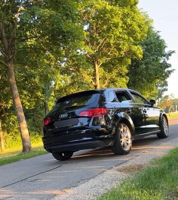 Gebraucht Audi A3 Attraction 105 PS (77 kW) 2014 Schwarz Kombi