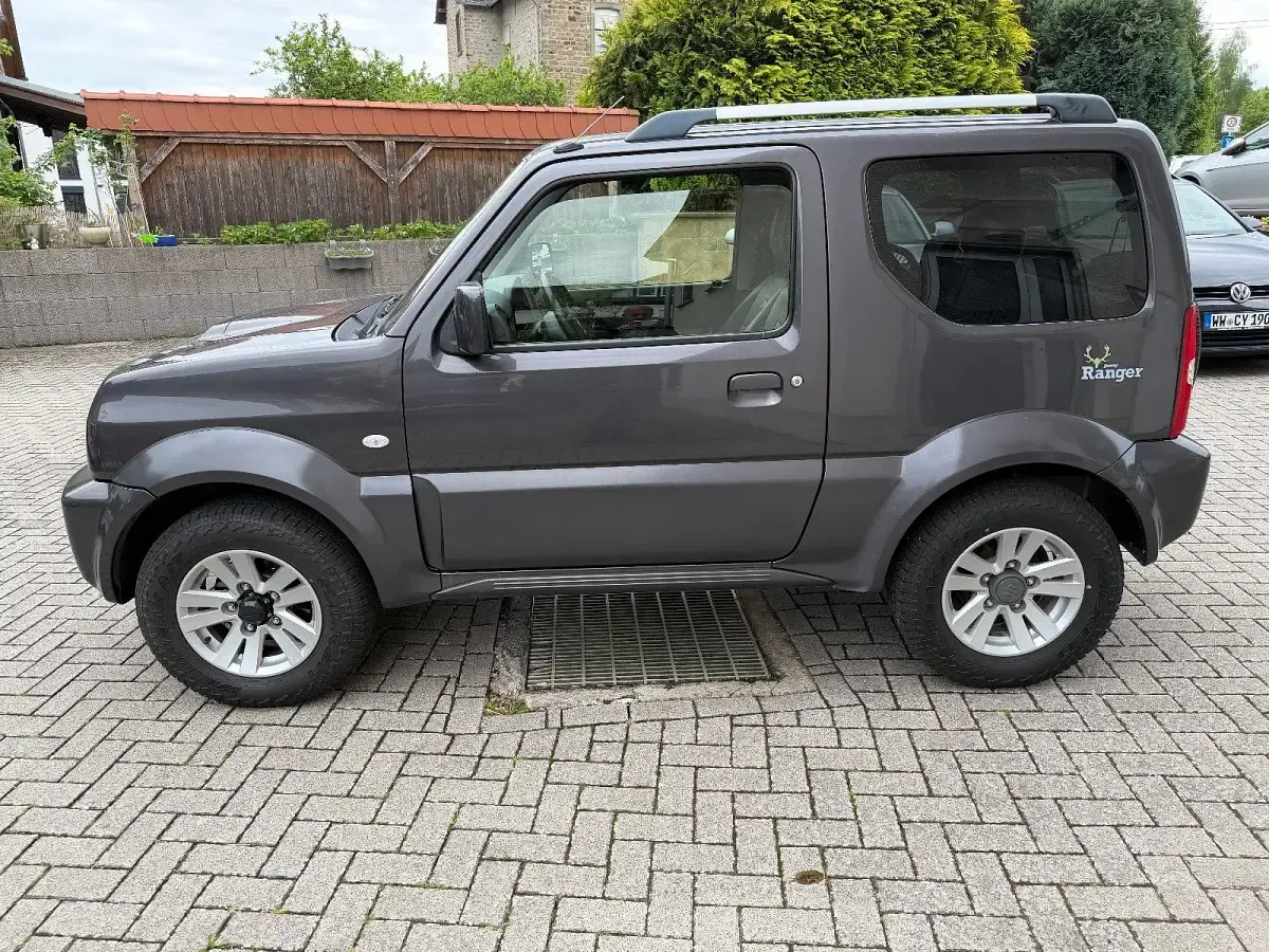 Occasion Suzuki Jimny Style 84 ch (61 kW) 2014 Gris SUV
