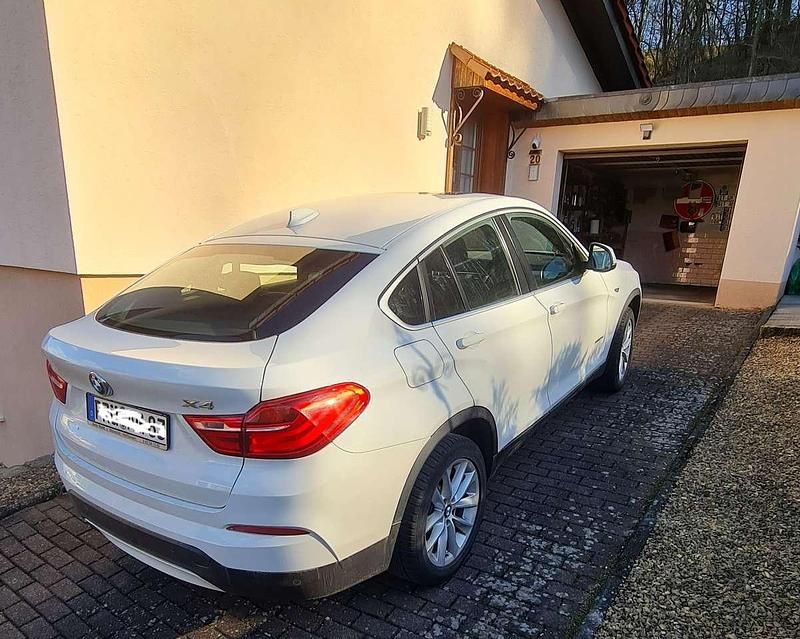 Gebraucht BMW X4 Advantage 258 PS (189 kW) 2016 Weiß SUV