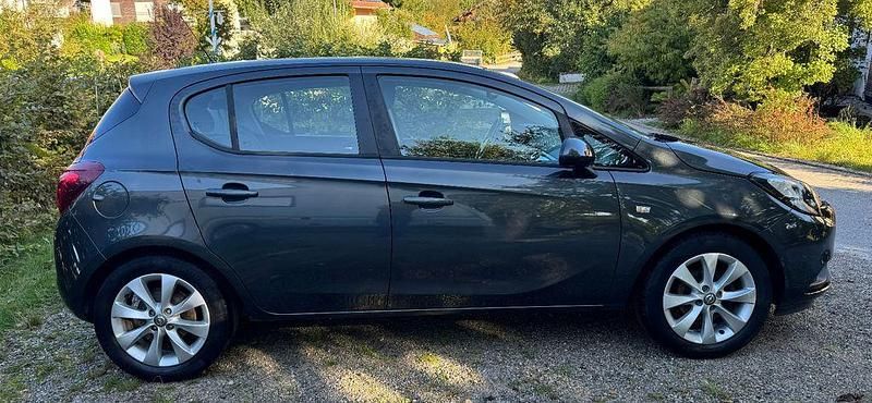 Grau Gebraucht 2017 Opel Corsa Edition Limousine | 8.600 € (Fairer Preis) - Bild 1/4