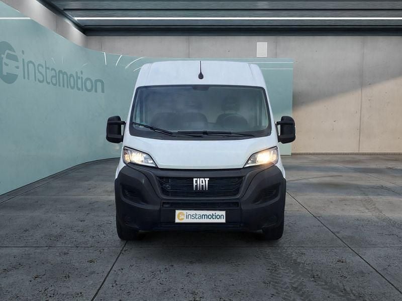 Weiß Gebraucht 2024 Fiat Ducato Van | 28.199 € (Fairer Preis) - Bild 1/4