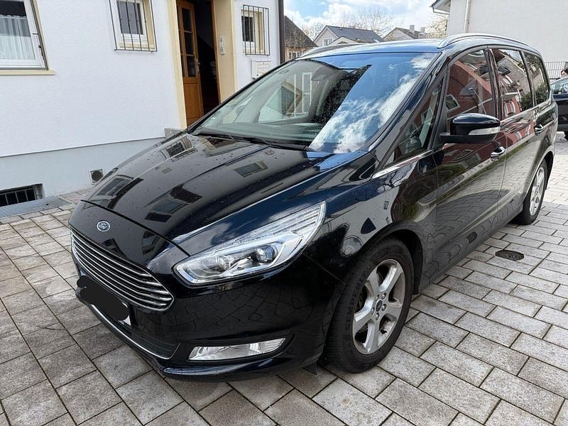 Gebraucht Ford Galaxy Titanium 179 PS (131 kW) 2016 Schwarz Van / Kleinbus