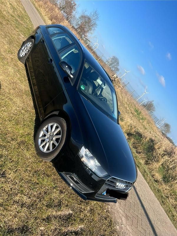 Gebraucht Audi A4 150 PS (110 kW) 2013 Schwarz Kombi