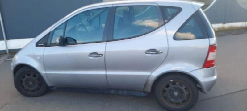 Gebraucht Mercedes A140 Elegance 82 PS (60 kW) 2001 Grau Van / Kleinbus