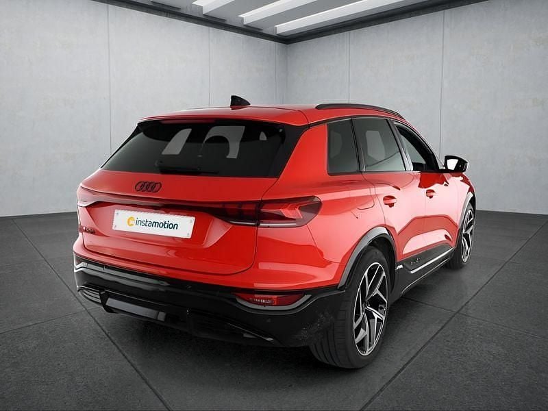 Second-hand Audi SQ6 e-tron 359 kW (489 CP) 2025 Roșu SUV