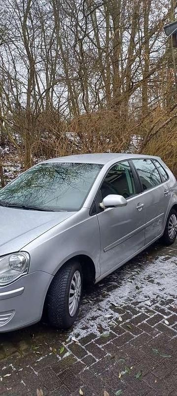 Gebraucht VW Polo 64 PS (47 kW) 2007 Silber Kleinwagen
