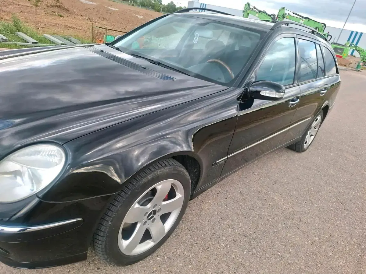 Gebraucht Mercedes E320 224 PS (164 kW) 2006 Schwarz Kombi