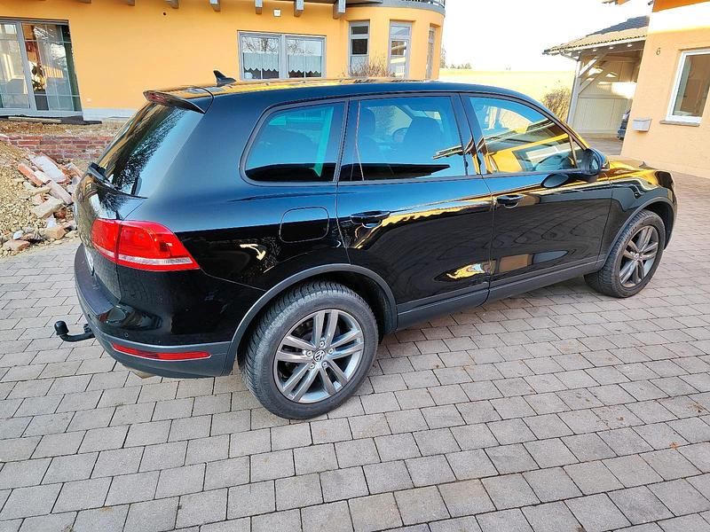 Gebraucht VW Touareg 204 PS (150 kW) 2016 Schwarz SUV