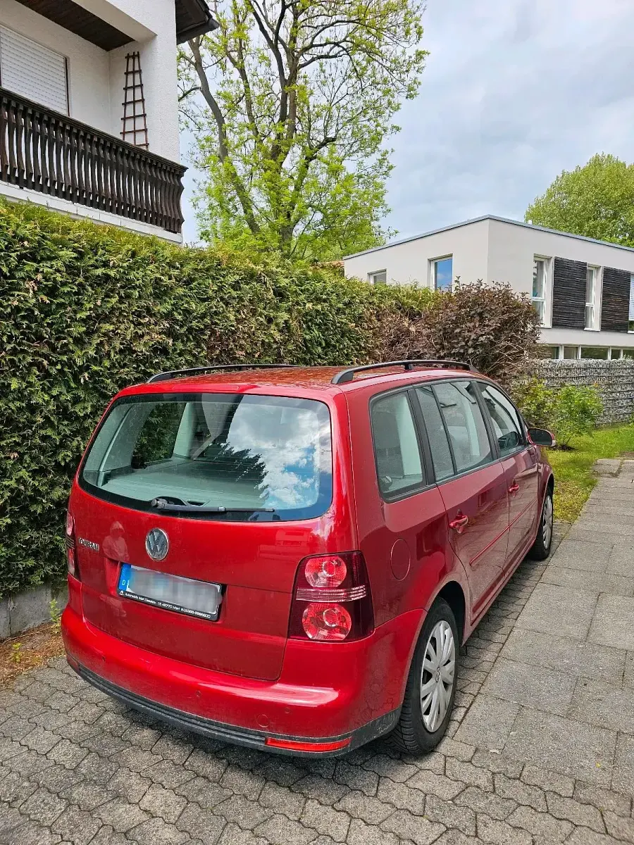 Gebraucht VW Touran 102 PS (75 kW) 2007 Rot Van / Kleinbus