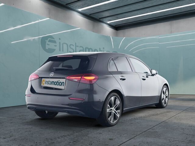 Gebraucht Mercedes A180 Advanced Plus 136 PS (100 kW) 2024 Schwarz Limousine