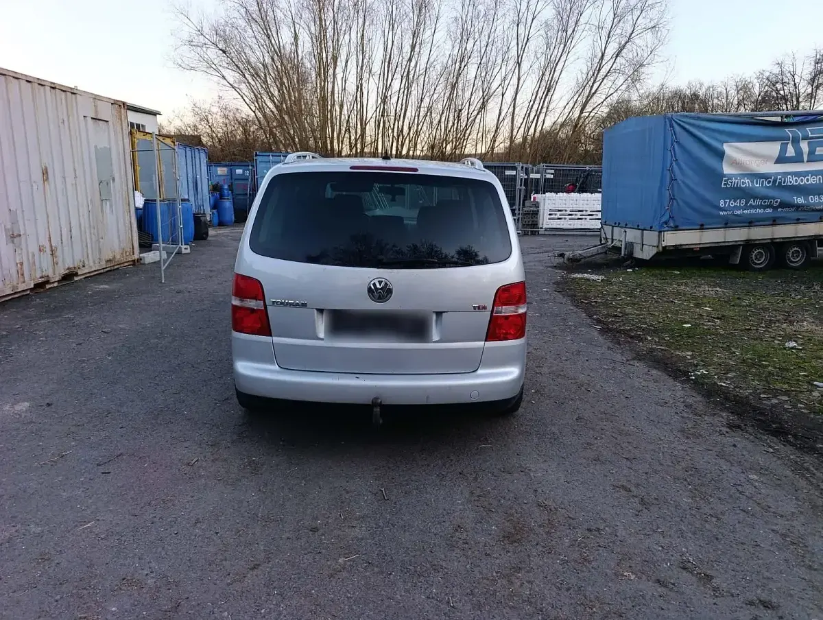 Gebraucht VW Touran 140 PS (102 kW) 2003 Silber Van / Kleinbus