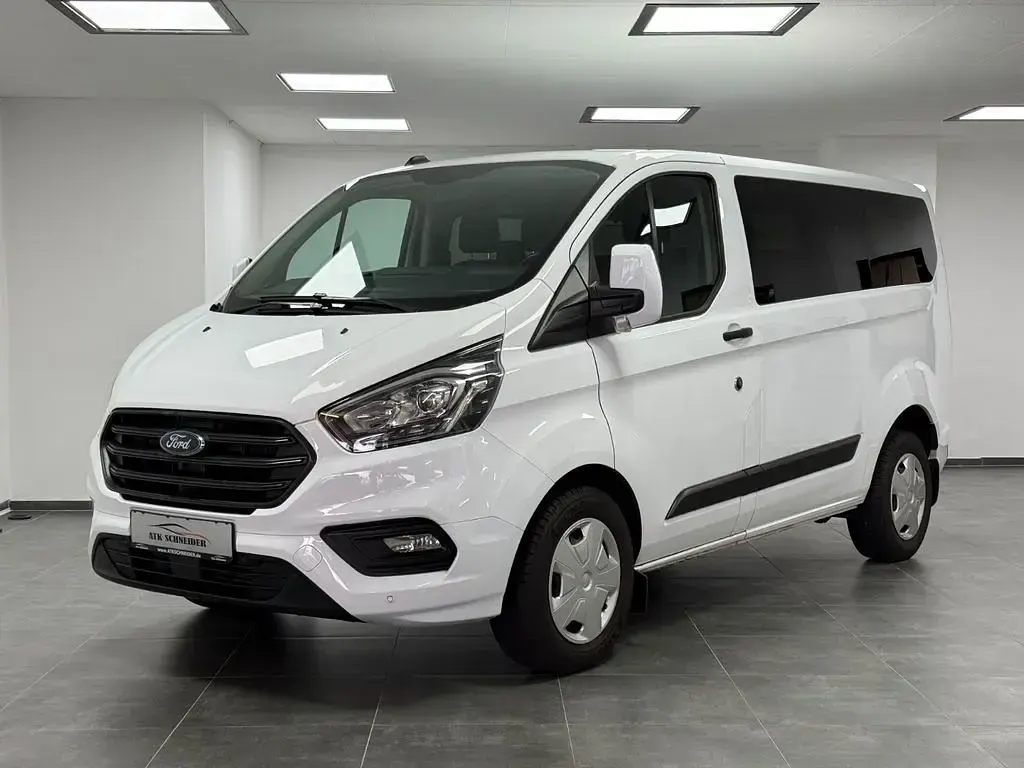 Używany Ford Transit Custom Trend 105 KM (77 kW) 2020 Biały Kombi