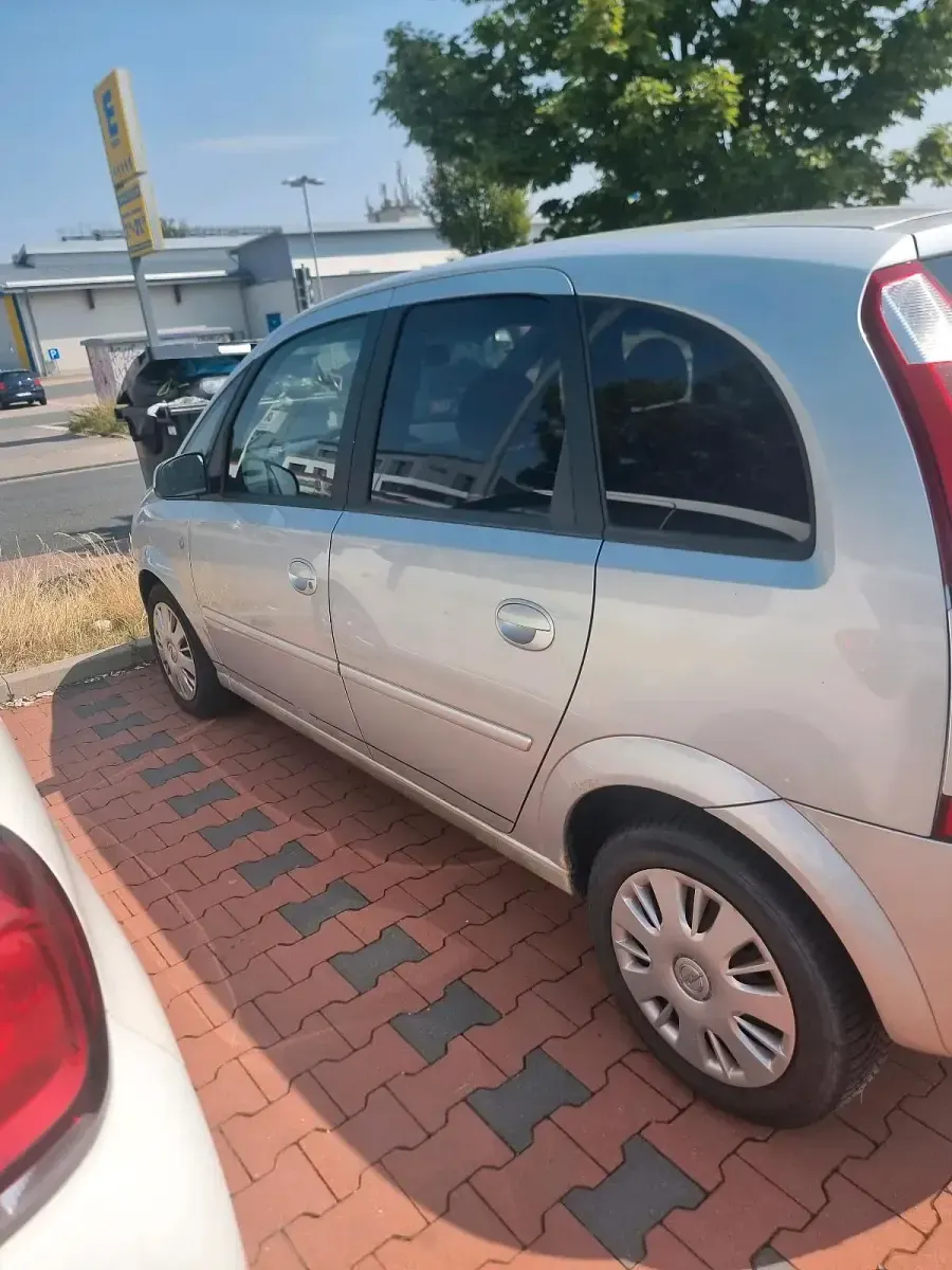 Gebraucht Opel Meriva 120 PS (88 kW) 2005 Silber Van / Kleinbus