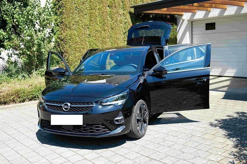 Schwarz Gebraucht 2021 Opel Corsa-e Ultimate Kleinwagen | 14.990 € (Fairer Preis) - Bild 1/4