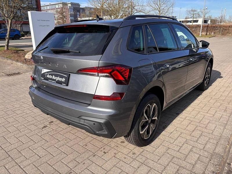 Neu Skoda Kamiq Selection 116 PS (85 kW) 2026 Graphitegrau SUV