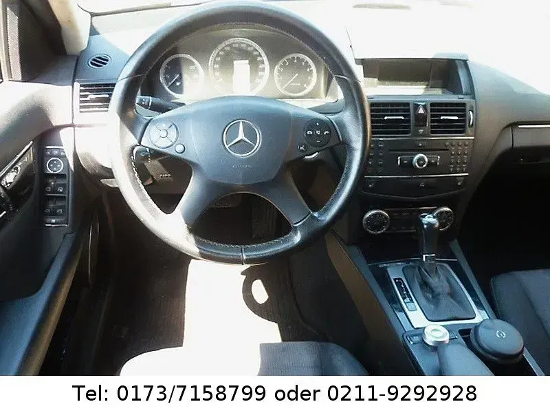 Gebraucht Mercedes C180 156 PS (114 kW) 2009 Obsidianschwarz  metalliclack Kombi