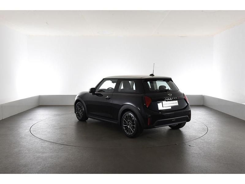 Gebraucht Mini Cooper S Classic 204 PS (150 kW) 2024 Schwarz Kleinwagen