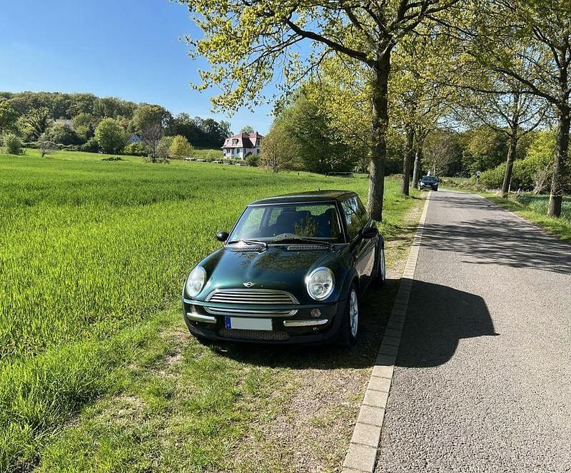 Second-hand Mini Cooper 116 CP (85 kW) 2002 Verde Hatchback