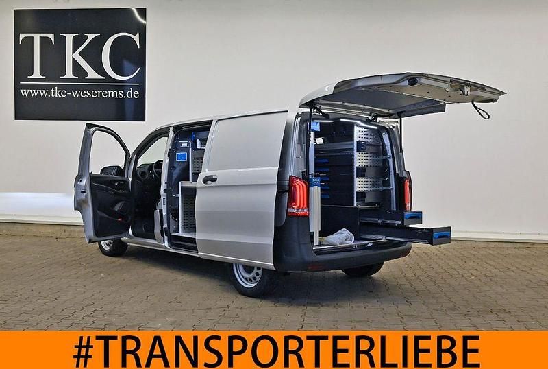 Silber Gebraucht 2022 Mercedes Vito Van | 21.301 € (Superpreis) - Bild 1/4