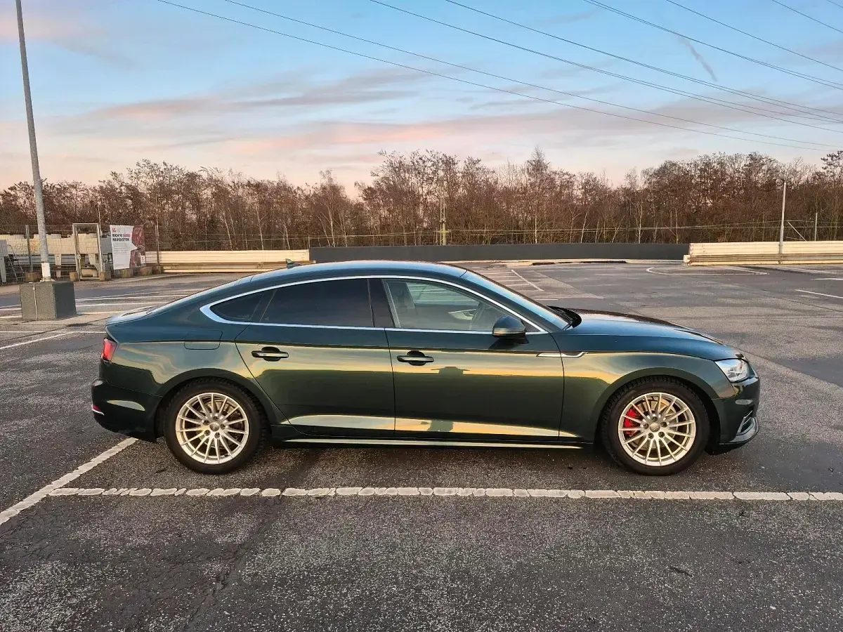Gebraucht Audi A5 Comfort 150 PS (110 kW) 2018 Grün Coupé
