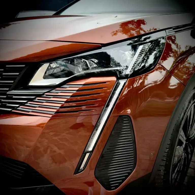 Gebraucht Peugeot 5008 GTi 131 PS (96 kW) 2022 Braun SUV