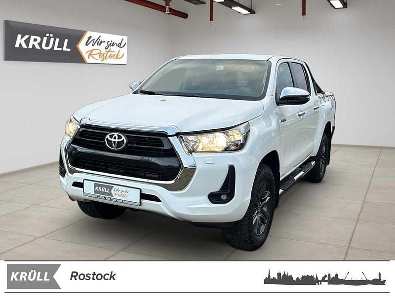 Weiß Gebraucht 2022 Toyota HiLux Comfort Abholung | 34.990 € (Etwas zu teuer) - Bild 1/4