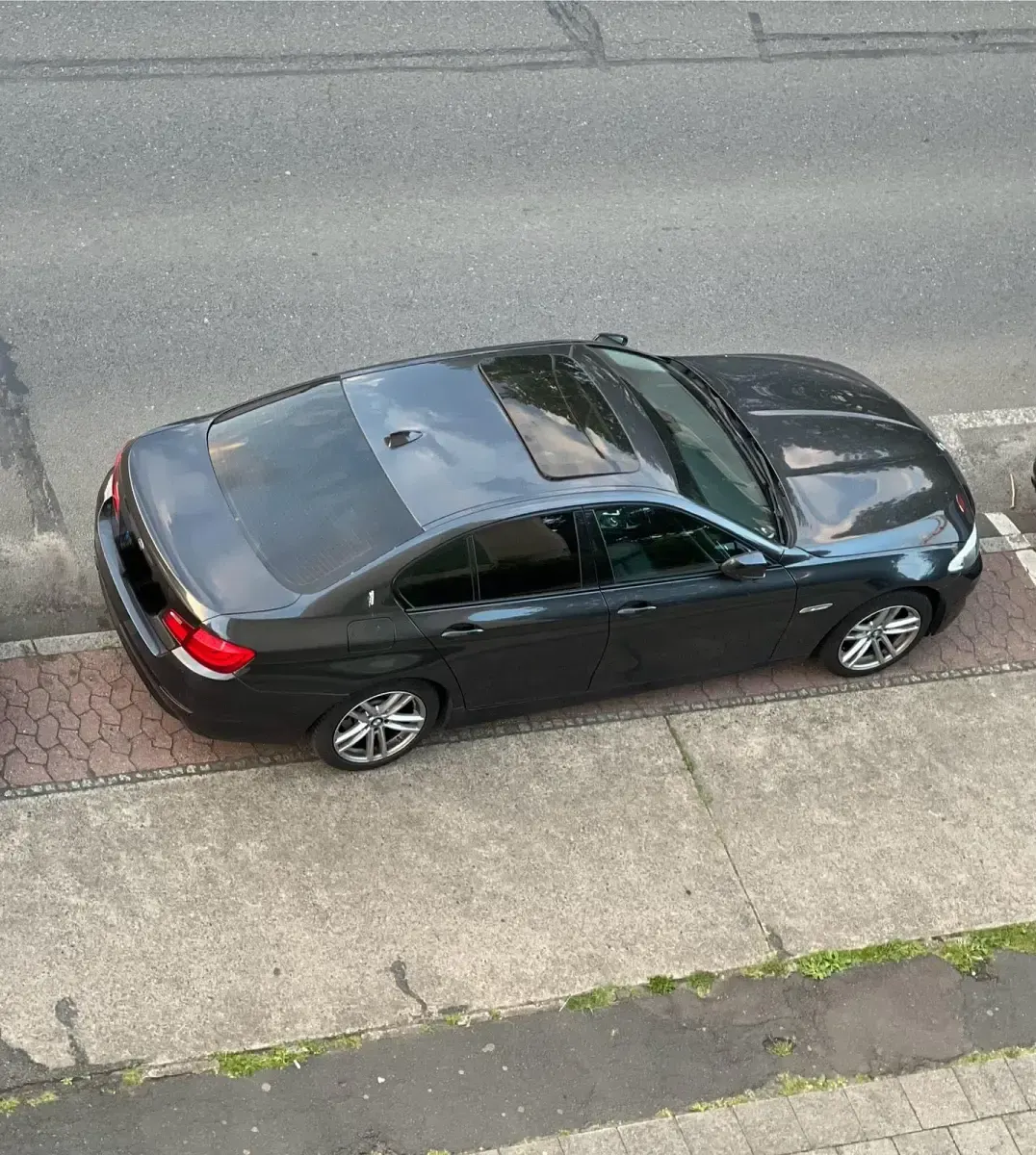 Second-hand BMW 520 184 CP (135 kW) 2011 Gri Berlinǎ