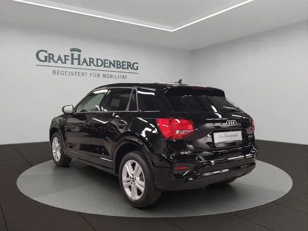 Neu Audi Q2 Advanced Plus 150 PS (110 kW) 2026 Schwarz SUV