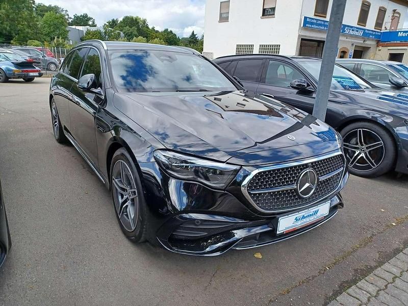 Obsidianschwarzmet. Gebraucht 2024 Mercedes E200 Advanced Plus Kombi | 52.350 € (Superpreis) - Bild 1/4