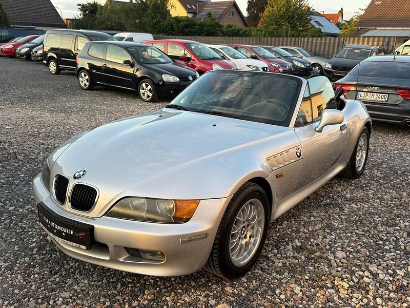 Silber Gebraucht 2002 BMW Z3 Cabrio | 8.990 € - Bild 1/4